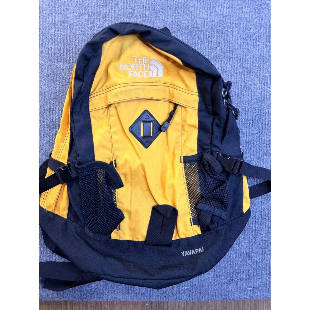 The North Face Yavapai Backpack Yellow Black Hiking School Bag Y2K Workwear